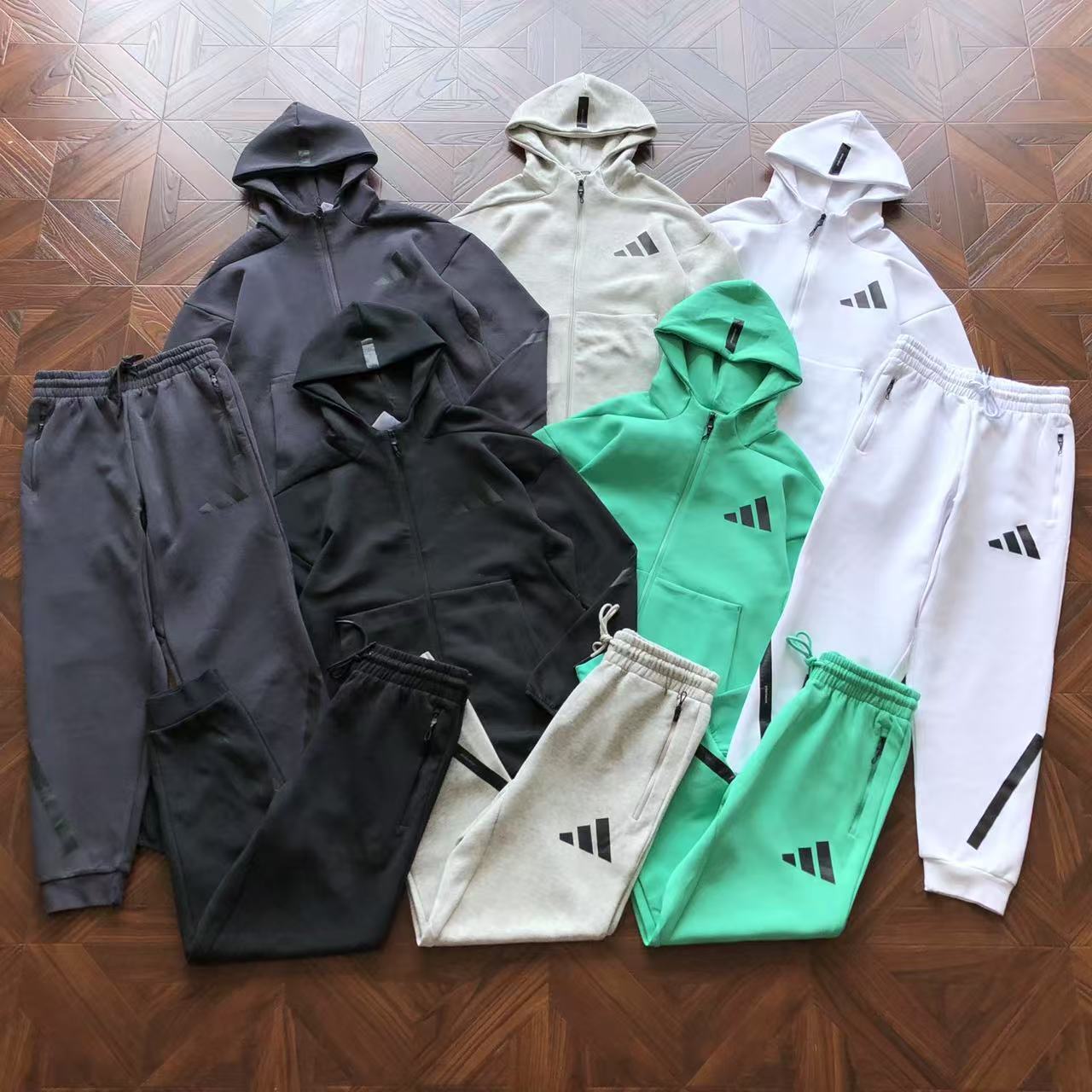 ADIDAS Conjunto Gris - Imagen 1