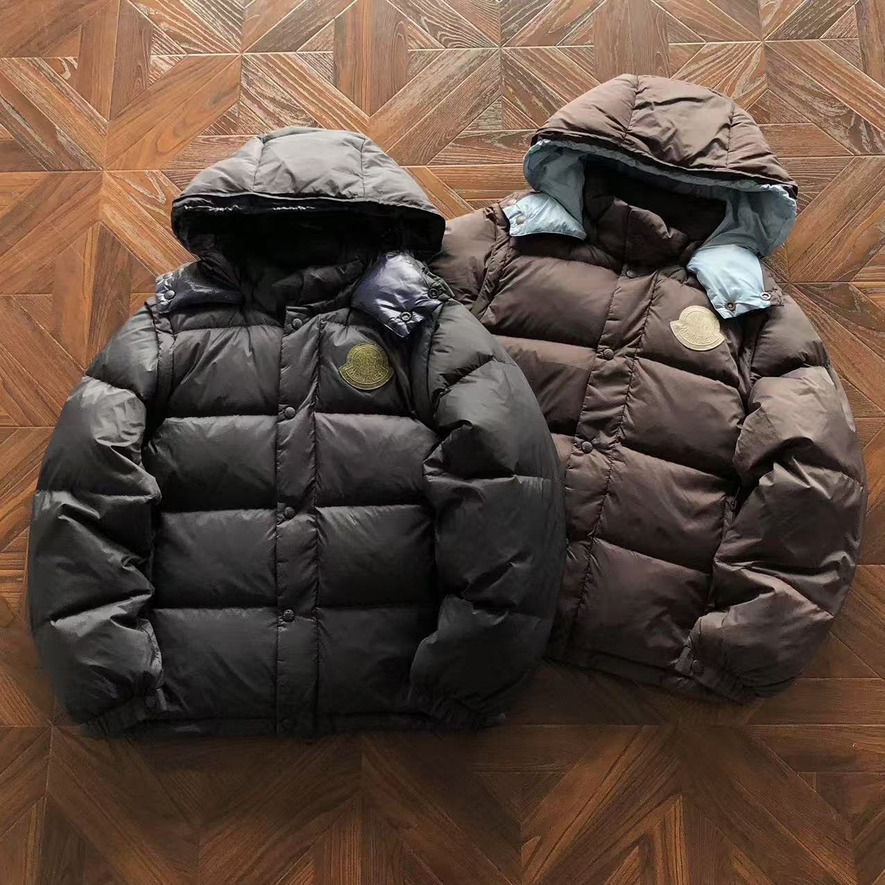 MONCLER Campera Down Negro Classic - Imagen 1