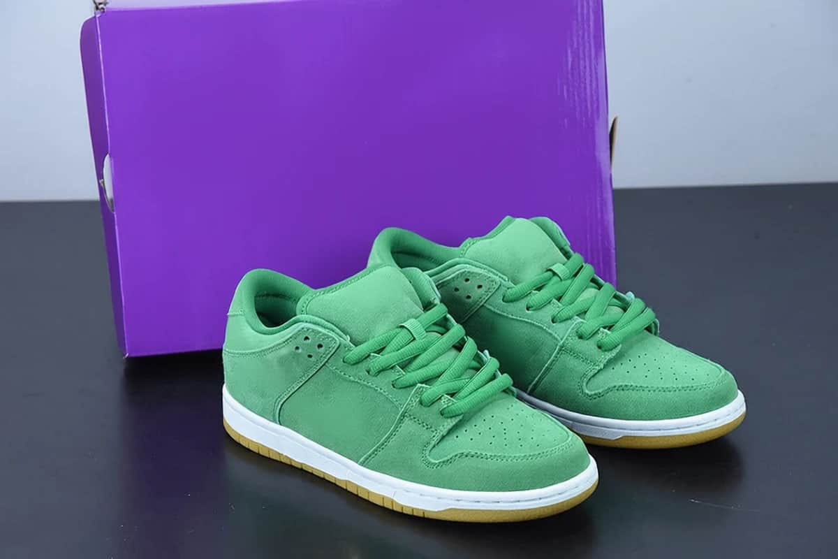 SNK DK Low Pro St. Patrick's Day