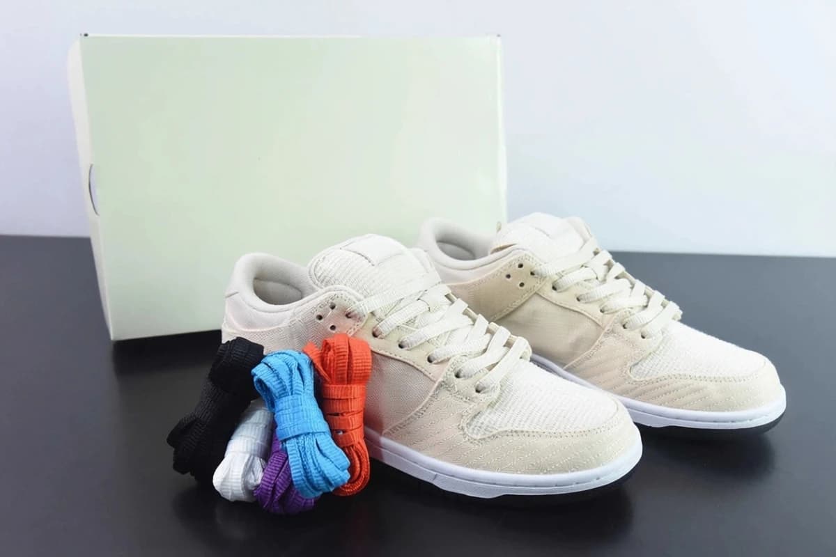 SNK DK SB Low "Albino & Preto"