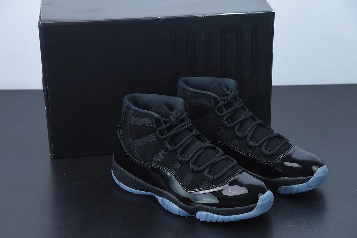 SNK AJ 11 High "Cap and Gown" - Imagen 1