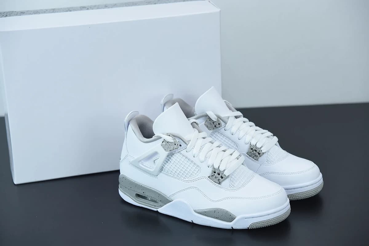 SNK AJ 4 Retro White Oreo