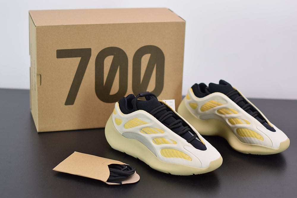 Adidas Yeezy 700 V3 Safflower - Imagen 1