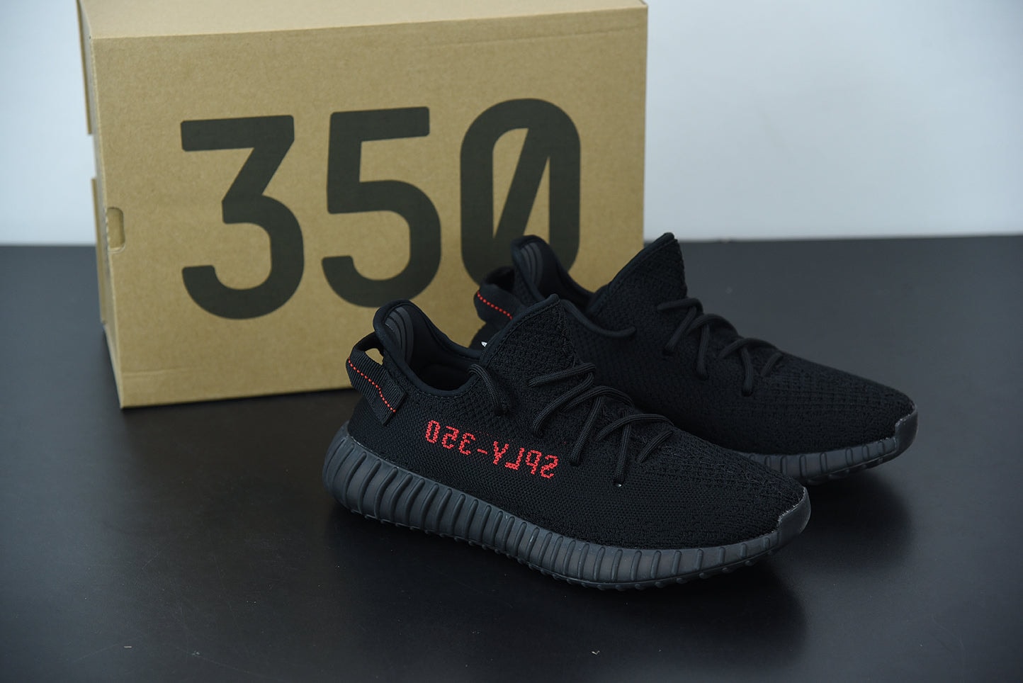 Adidas Yeezy Boost 350 V2 Bred - Imagen 1