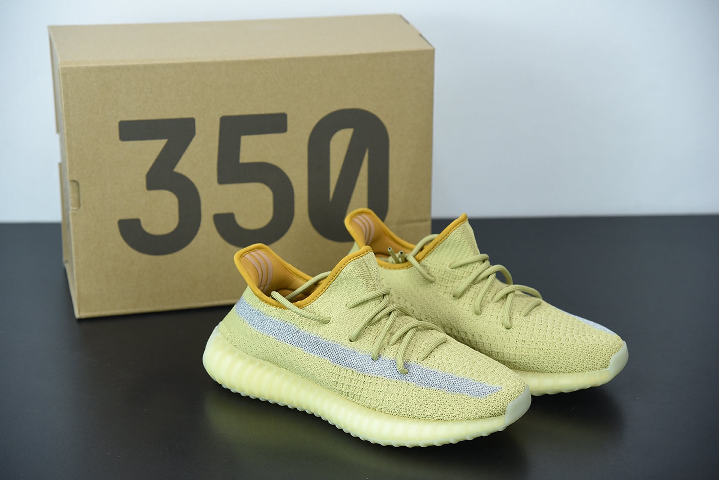 Adidas Yeezy Boost 350 V2 Marsh - Imagen 1