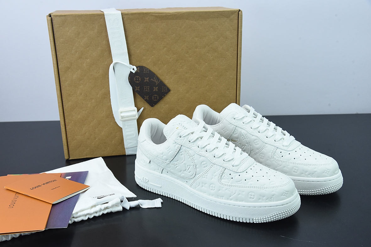 Nike Air Force 1 Low x Louis Vuitton x Off-White "Triple White" - Imagen 1