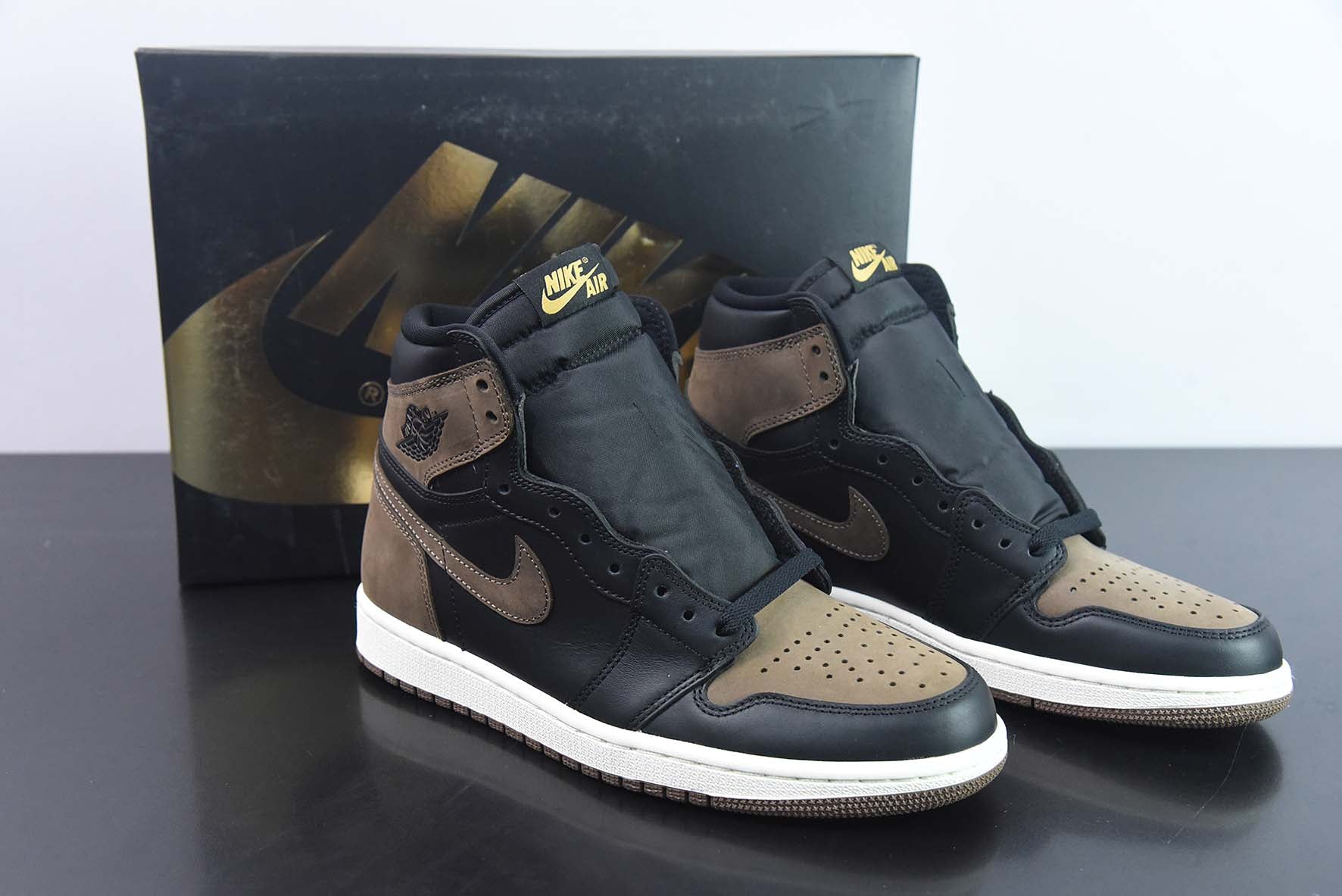 Nike Air Jordan 1 High OG "Palomino" - Imagen 1