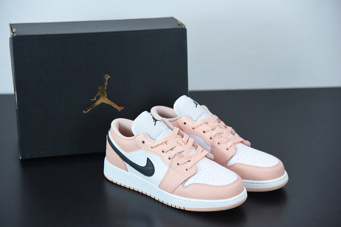 Nike Air Jordan 1 Low "Light Arctic Orange Pink" - Imagen 1