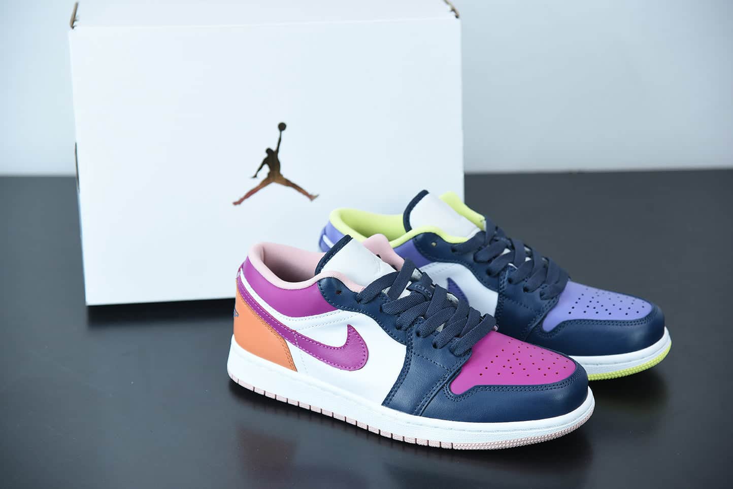 Nike Air Jordan 1 Low "Purple Magenta"