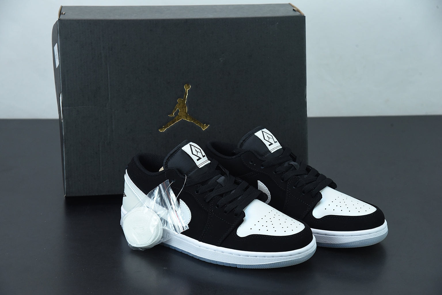 Nike Air Jordan 1 Low SE Diamond - Imagen 1