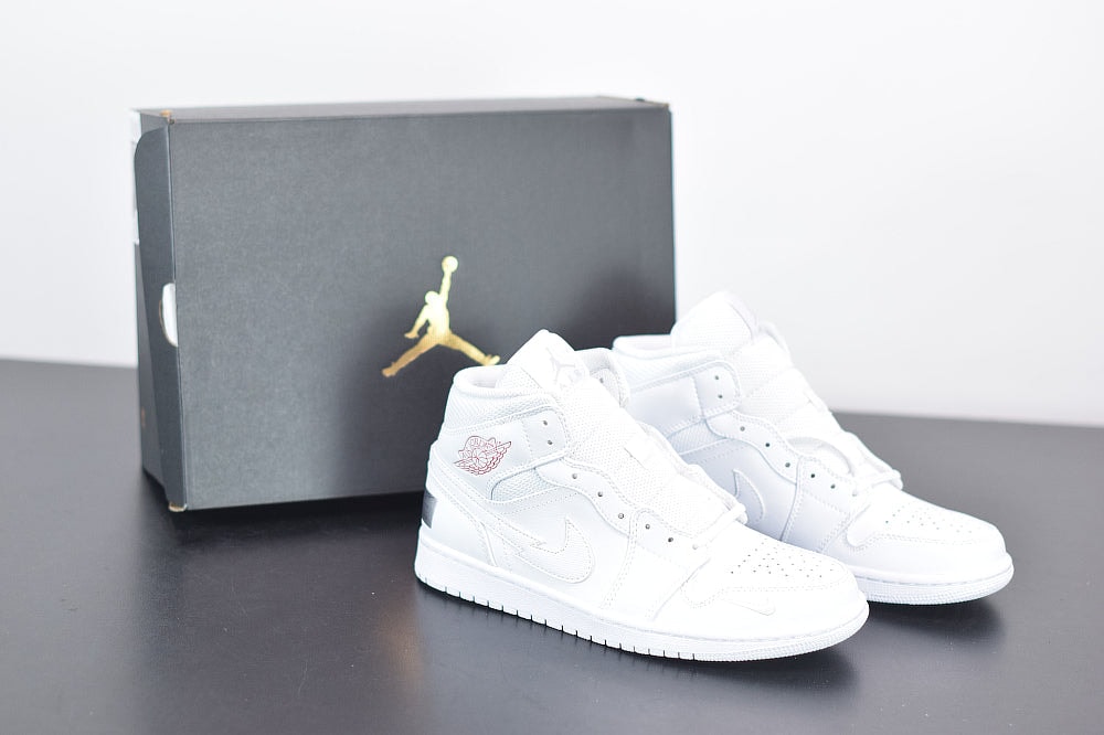 Nike Air Jordan 1 Mid "Euro Tour" - Imagen 1