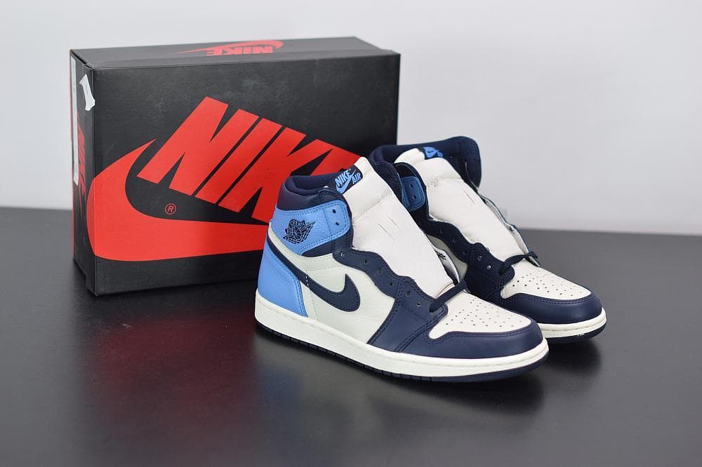 Nike Air Jordan 1 Retro High Obsidian UNC