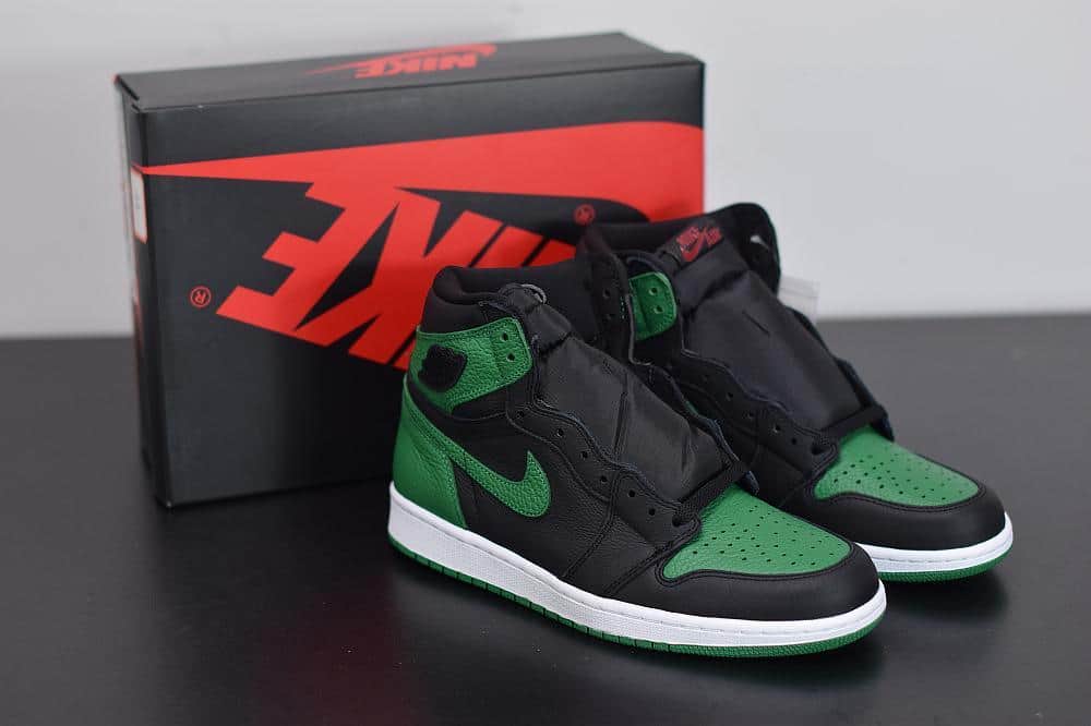 Nike Air Jordan 1 Retro High Pine Green Black