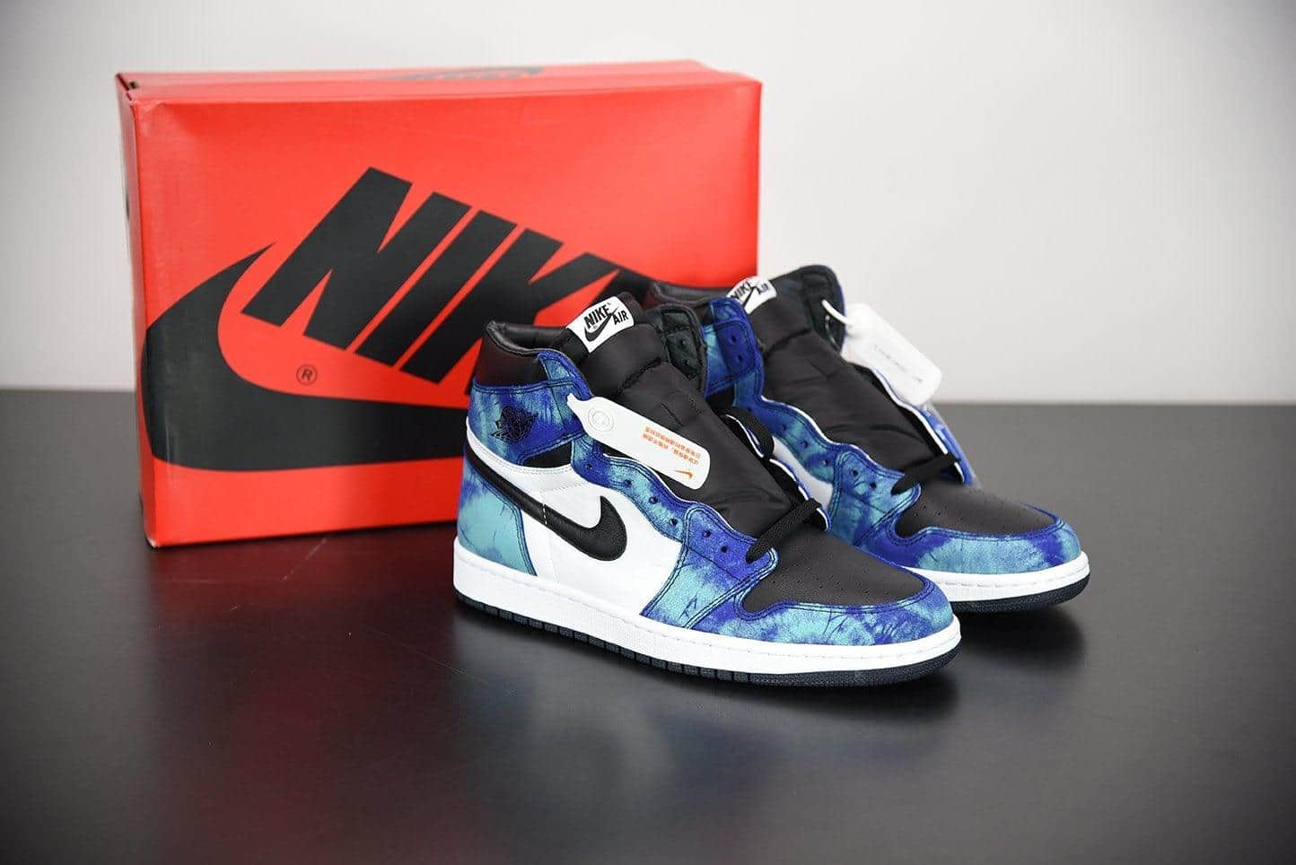 Nike Air Jordan 1 Retro High Tie Dye