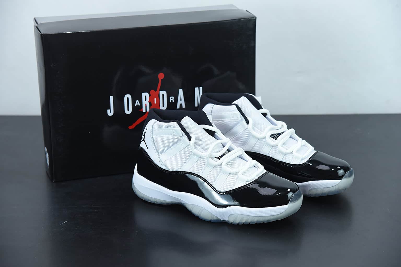 Nike Air Jordan 11 Retro High Concord