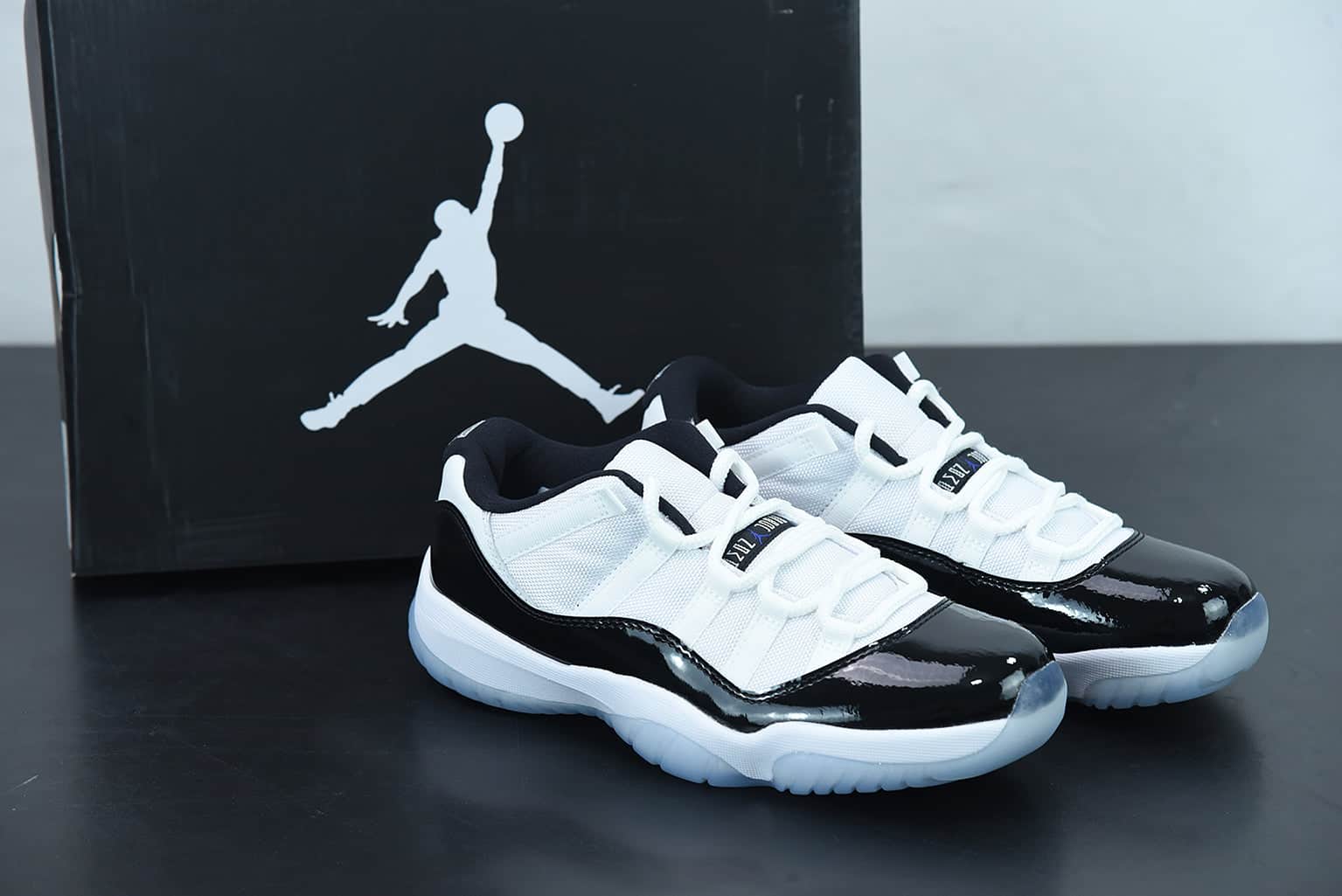 Nike Air Jordan 11 Retro Low Concord