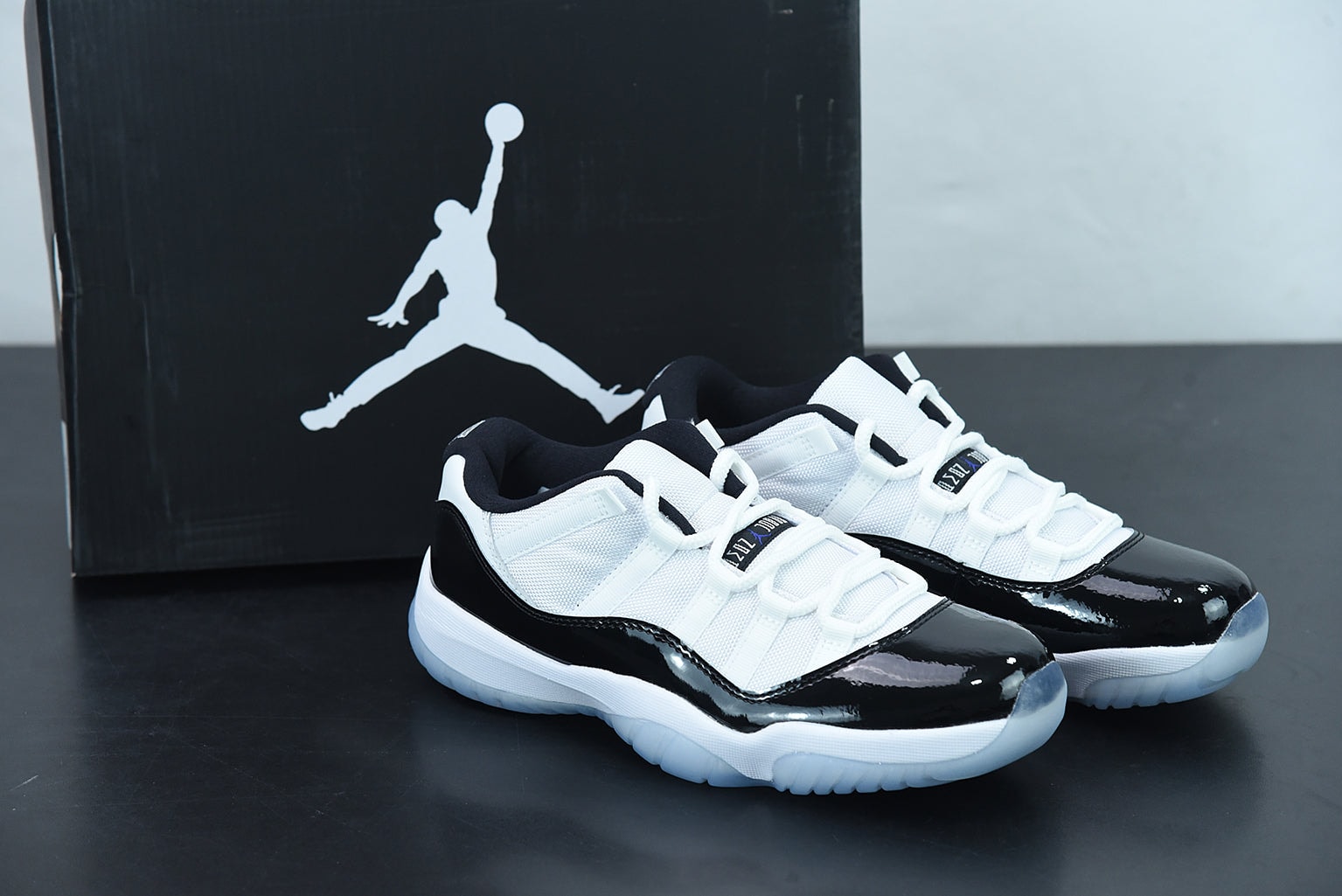 Nike Air Jordan 11 Retro Low Concord - Imagen 1