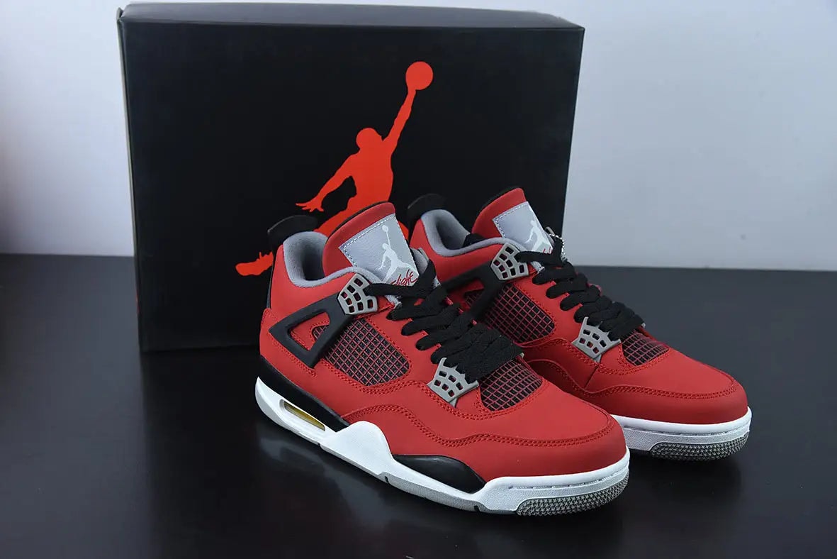 Nike Air Jordan 4 "Toro Bravo" - Imagen 1