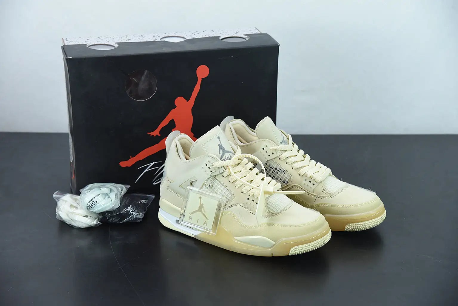 Nike Air Jordan 4 Retro Off-White Sail - Imagen 1