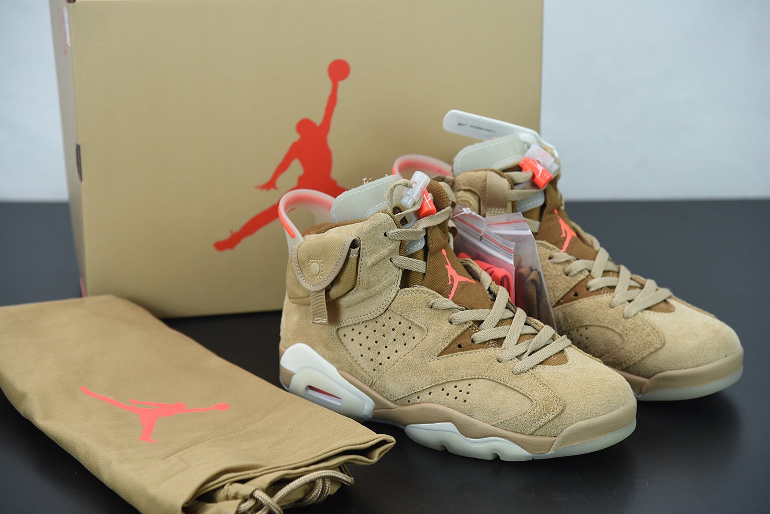 Nike Air Jordan 6 Travis Scott "British Khaki" - Imagen 1