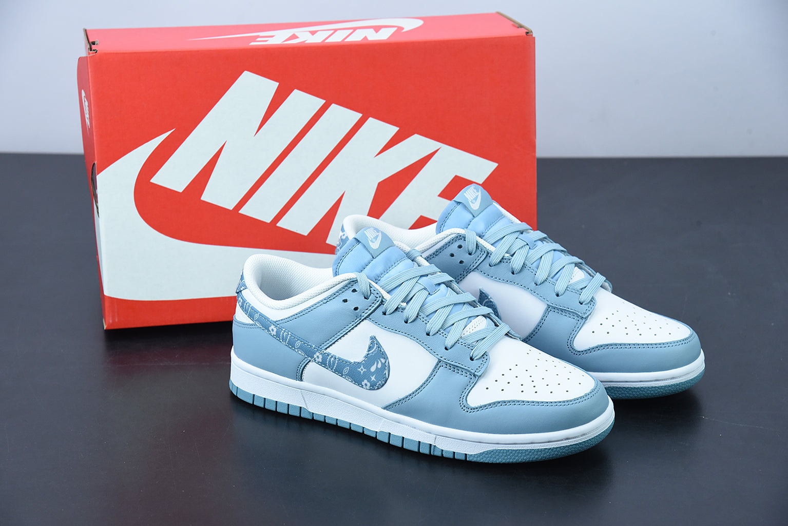 Nike Dunk Low "Blue Paisley" - Imagen 1