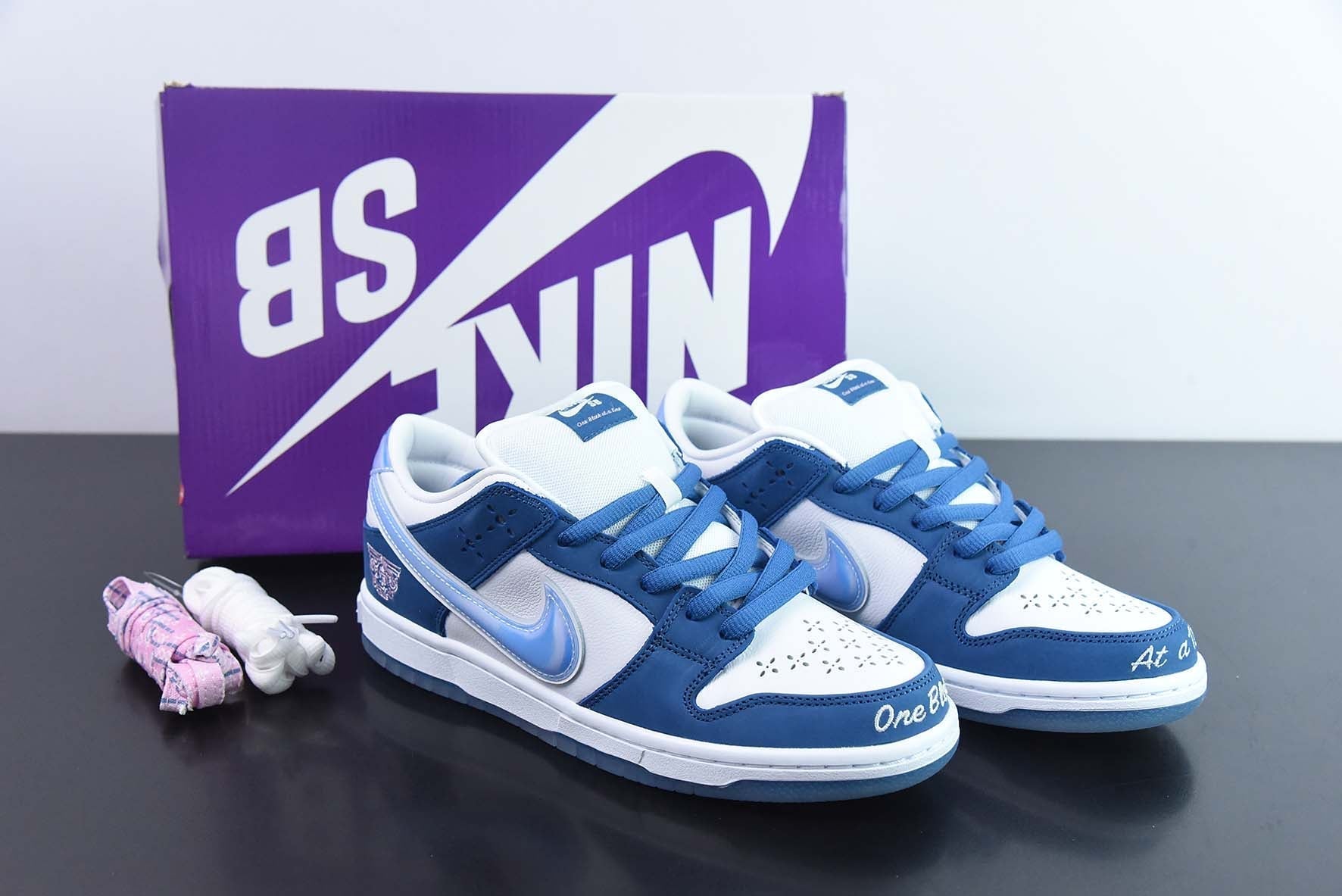 Nike Dunk Low Born x Raised One Block At A Time - Imagen 1