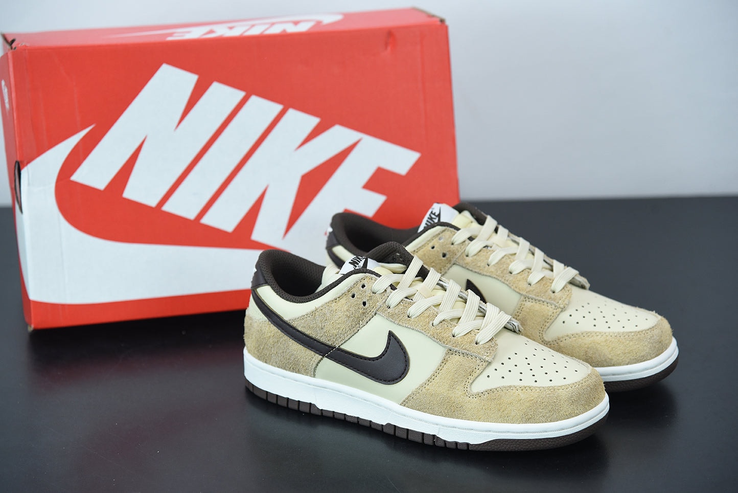 Nike Dunk Low Retro PRM "Animal Pack Giraffe" - Imagen 1