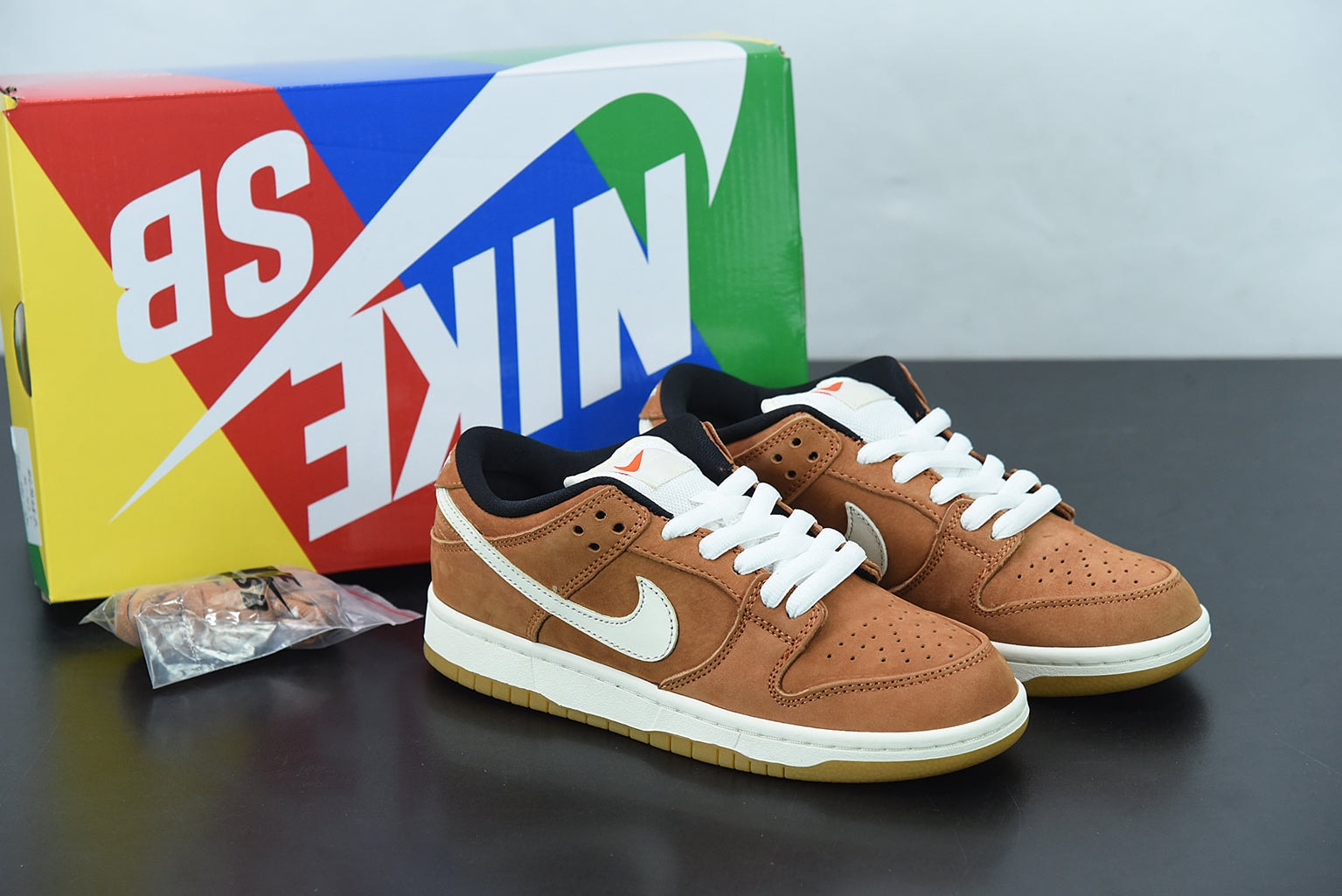 Nike SB Dunk Low Dark Russet Sail - Imagen 1