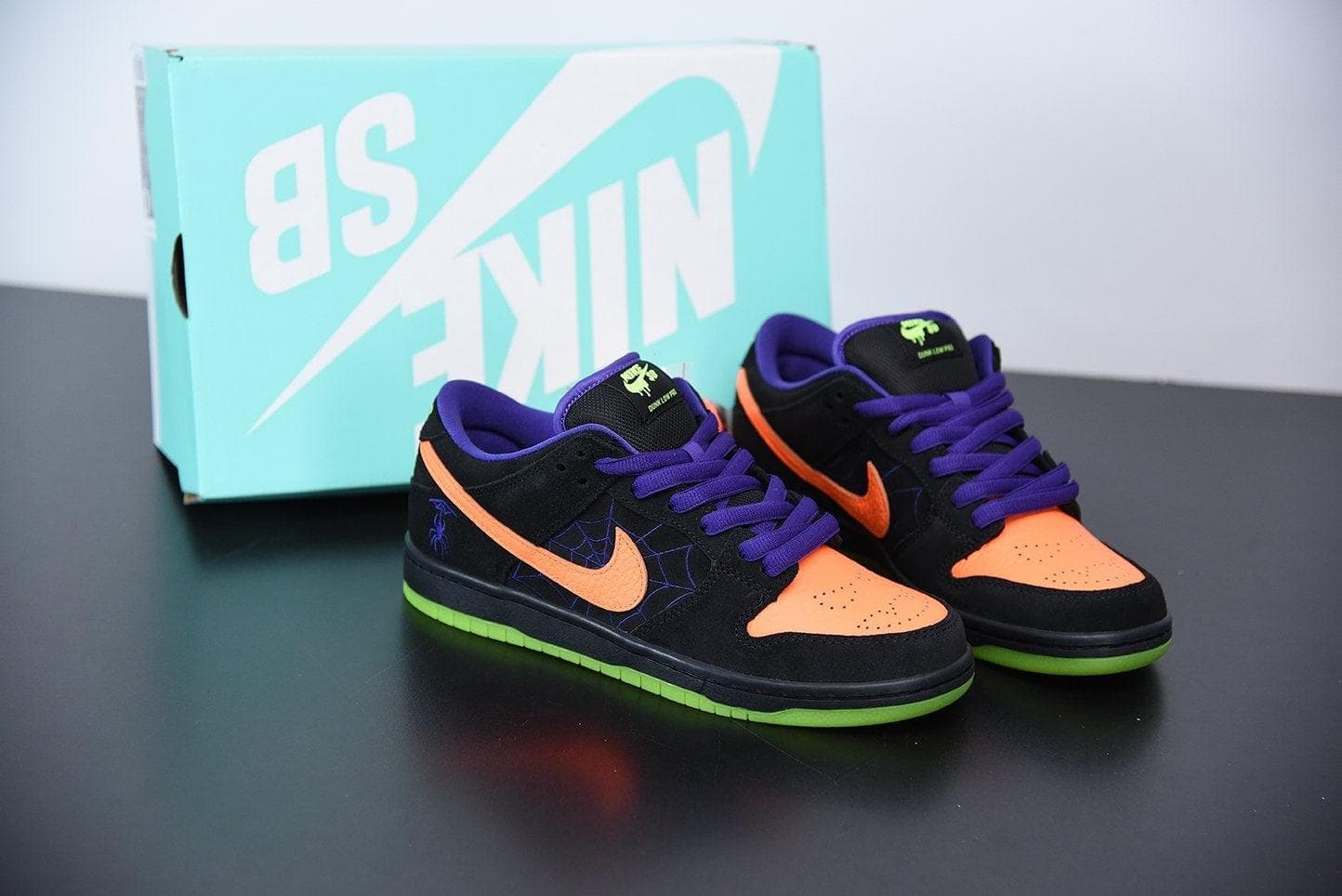 Nike SB Dunk Low Night of Mischief Halloween