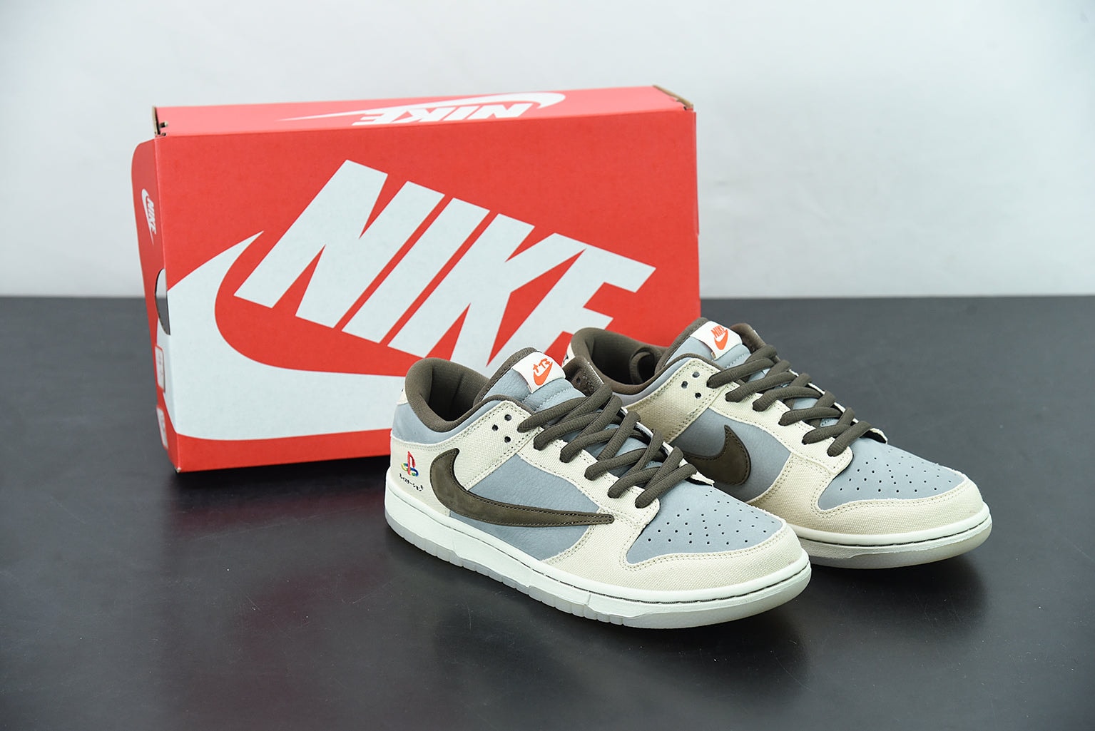 Nike Dunk Low - Travis Scott x Playstation - Imagen 1